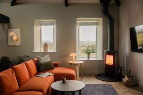The Old Dairy Barn - Stunning Rural Retreat